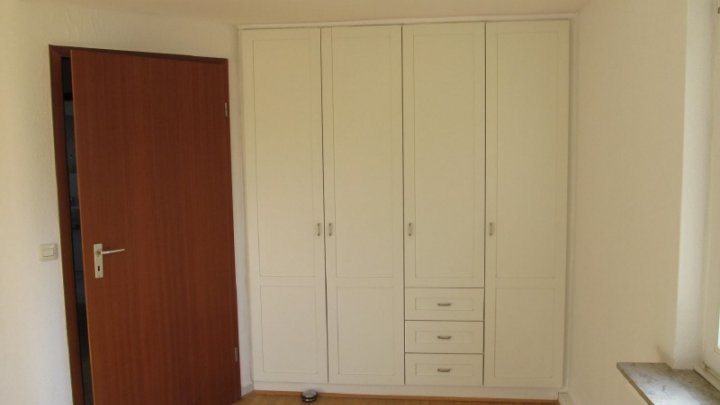 Zone 30—FREISTEHENDES, erweiterungsfähiges Haus, Garage, famfreundl.Wohnlage- citynah 1 km