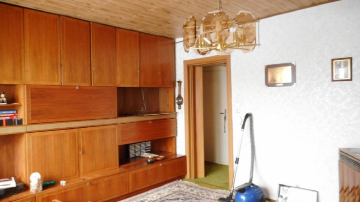 PROV.-FREI - RMH mit Sanierungsbedarf, Erweiterungspotential, Wunschgärtchen im kl.Stadtteil Kölns