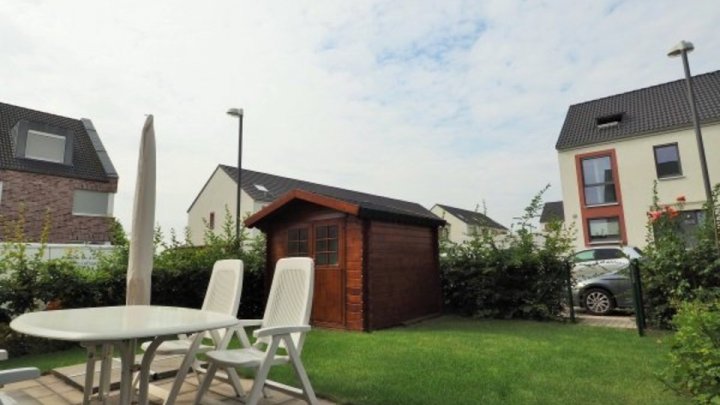 RESERVIERT: Neuwertig - Modern - Gepflegt - Gute Lage!