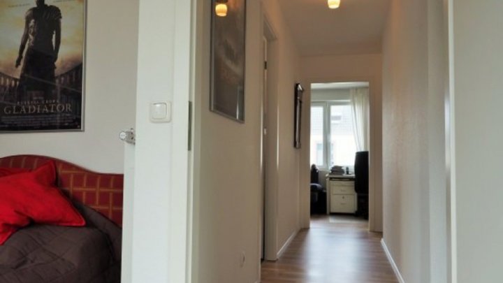 RESERVIERT: Neuwertig - Modern - Gepflegt - Gute Lage!