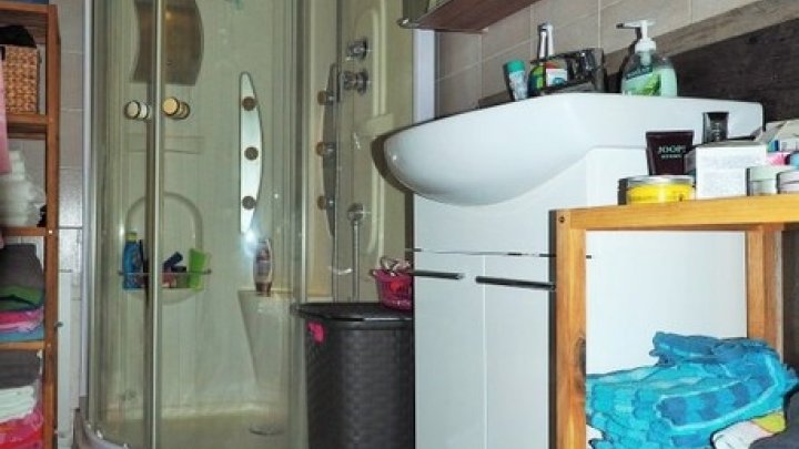 RESERVIERT: Mit Charme modernisiertes Backsteinhaus mit Hof-Wintergarten, Garage und Anbauten!