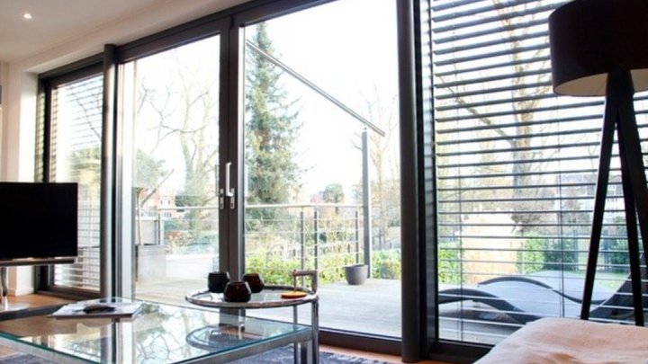 Top kernsaniertes Einfamilienhaus mit großem Garten und angrenzendem Park in Lindenthal